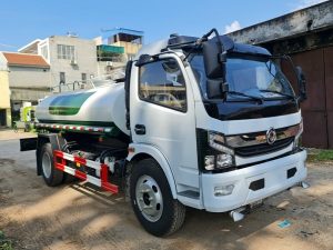 Xe bồn phun nước rửa đường 6 khối Dongfeng