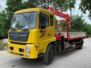 Xe Dongfeng gắn cẩu 5 tấn 6 đốt