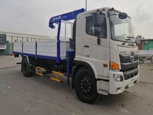 Xe HINO FG gắn cẩu 3 tấn 4 đốt