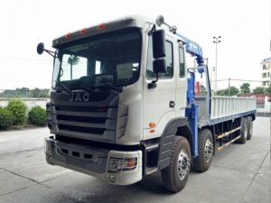 Xe tải JAC 4 chân gắn cẩu 5 tấn