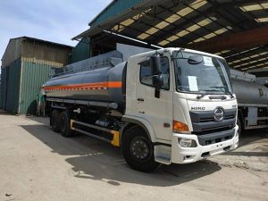 Xe chở axit H2S04 Hino 10 Khối