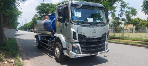 xe chở xăng dầu 11m3 Chenglong